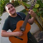 Guitarrista clasico y electrico con conocimientos en improvisación, armonia, generos musicales como el jazz, salsa, bolero, rock, blues y entre otros. Imparto clases a todas las edades sea online o presencial